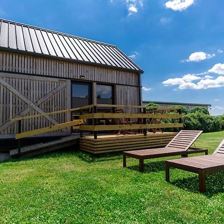 Готель Horse Glamping Park Cirkovce Екстер'єр фото
