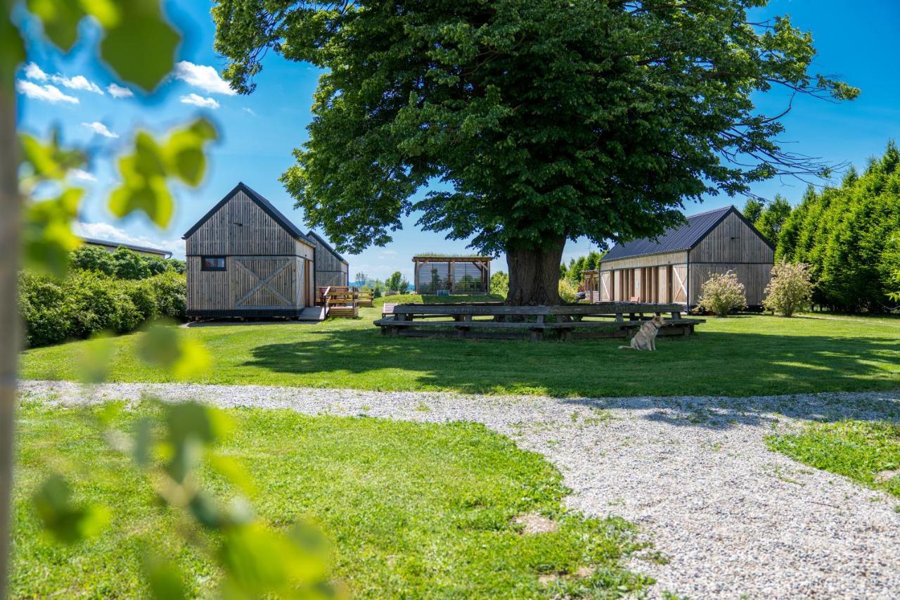 Готель Horse Glamping Park Cirkovce Екстер'єр фото
